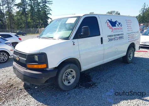 2011 Chevrolet Express 2500 Work Van z USA, uszkodzony, nr VIN 1GCWGFBAXB1167462